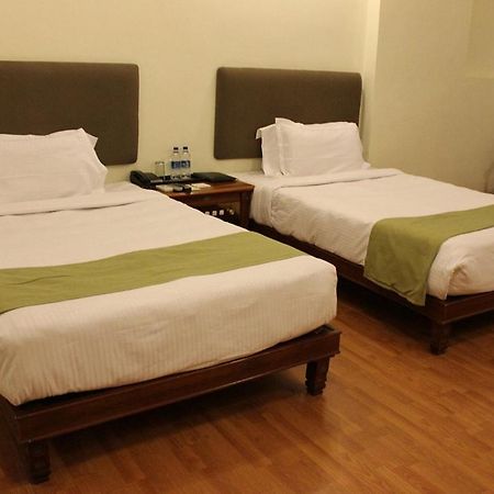 The Cent Hotel Χιντεραμπάντ Εξωτερικό φωτογραφία