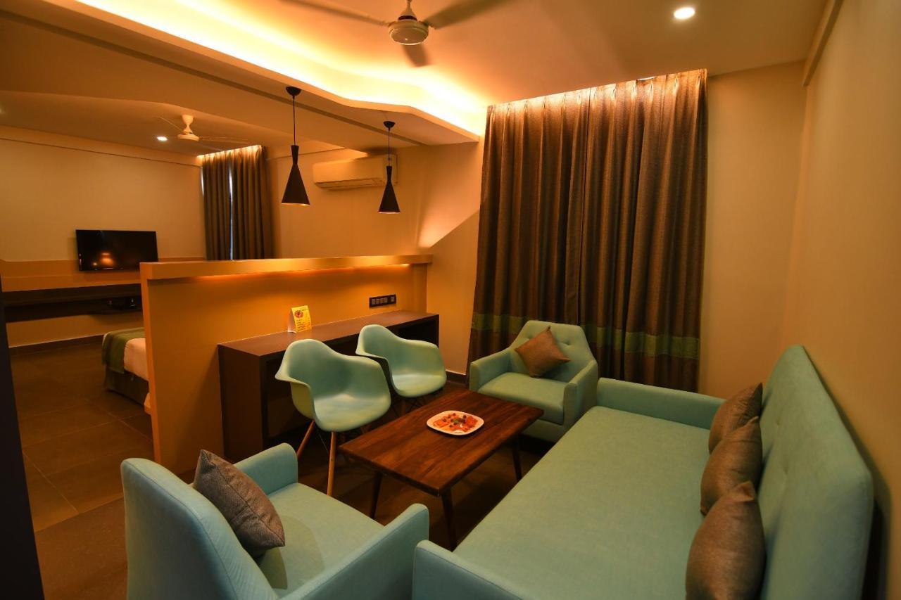The Cent Hotel Χιντεραμπάντ Εξωτερικό φωτογραφία